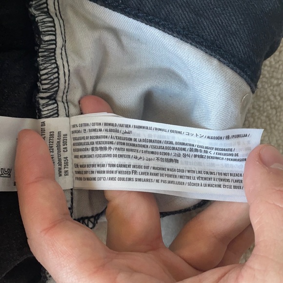 Hollister Black Distressed Jean Shorts - Picture 4 of 9